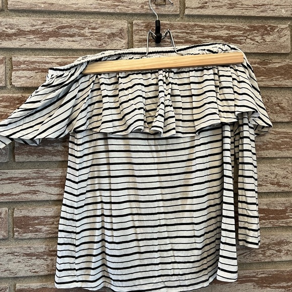 American Eagle Outfitters Striped Off the Shoulder Shirt - Picture 2 of 8